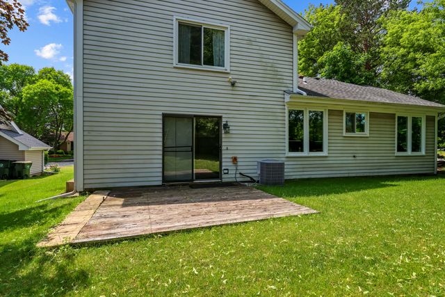 1316 W MEADE Lane, Arlington Heights, IL 60004