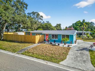 5820 FAIRFIELD AVENUE S, St Petersburg, FL 33707