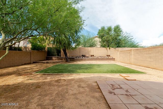 4542 W STONEMAN Drive, Phoenix, AZ 85086