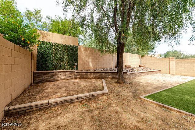 4542 W STONEMAN Drive, Phoenix, AZ 85086