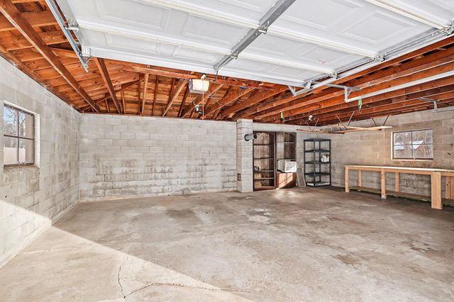 2709 Midland Road, Bay City, MI 48706