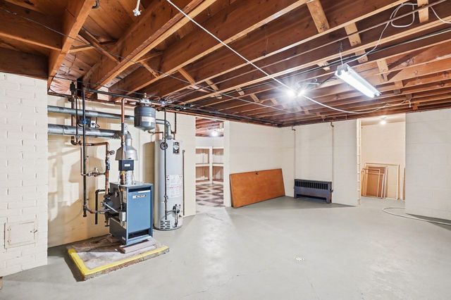 2709 Midland Road, Bay City, MI 48706