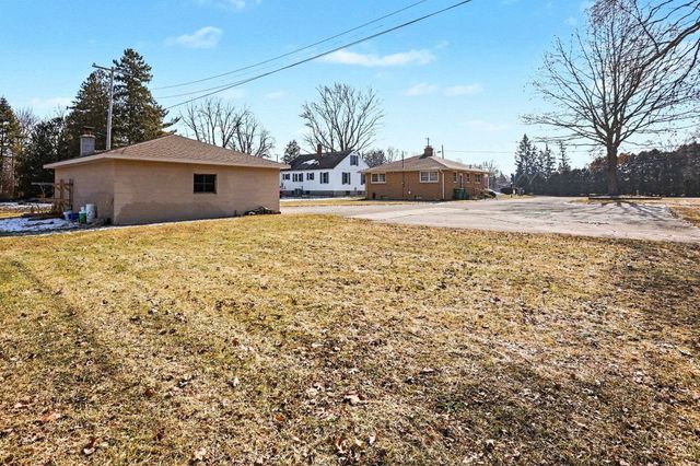 2709 Midland Road, Bay City, MI 48706