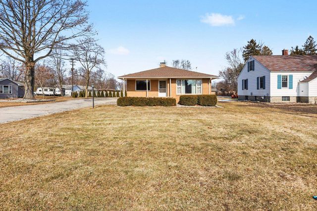 2709 Midland Road, Bay City, MI 48706