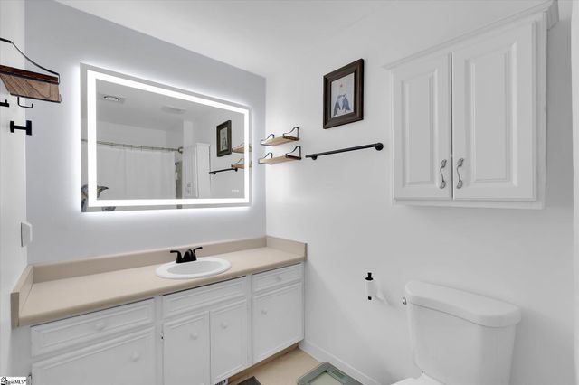 124 Bendingwood Circle, Taylors, SC 29687