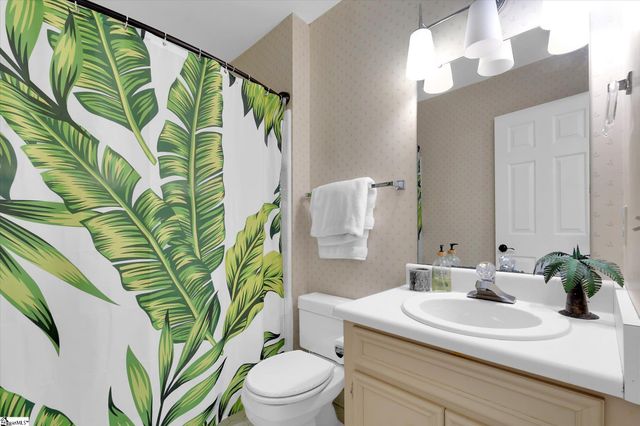 124 Bendingwood Circle, Taylors, SC 29687