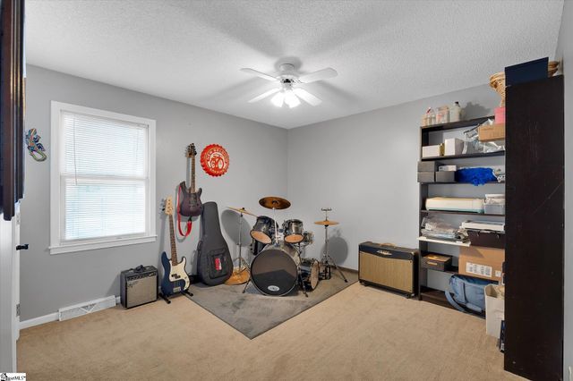 124 Bendingwood Circle, Taylors, SC 29687