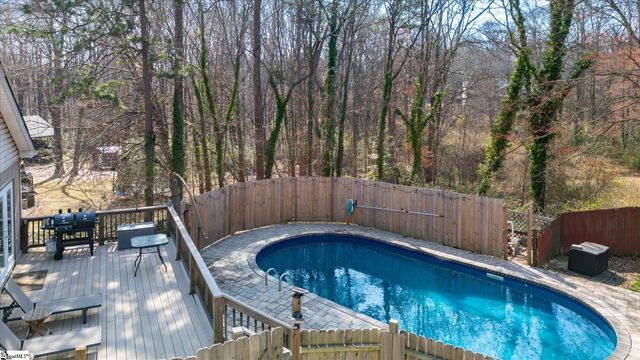 124 Bendingwood Circle, Taylors, SC 29687