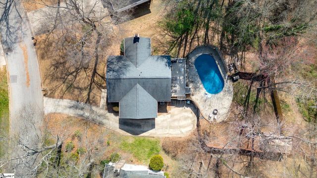 124 Bendingwood Circle, Taylors, SC 29687