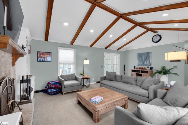 124 Bendingwood Circle, Taylors, SC 29687