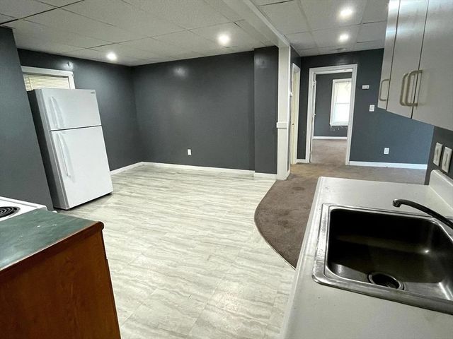 60 Tremont St, Brockton, MA 02301