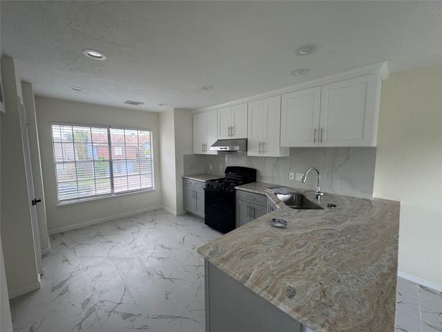 12827 Waybridge Street, Sugar Land, TX 77478