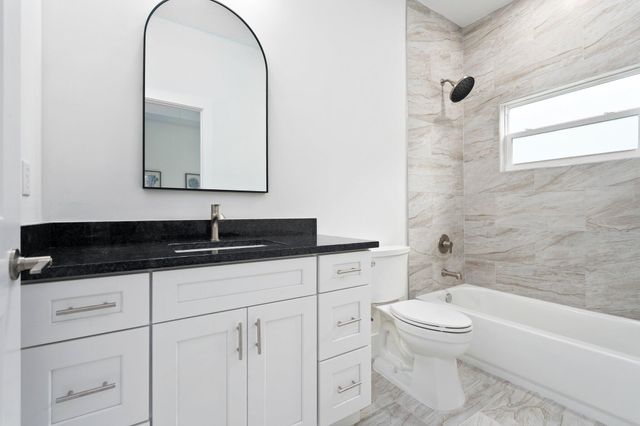 1004 SW 35th Street, Palm City, FL 34990