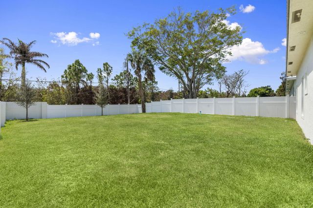 1004 SW 35th Street, Palm City, FL 34990