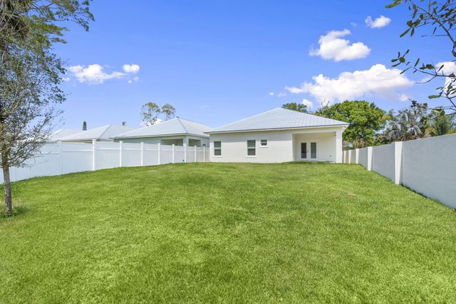 1004 SW 35th Street, Palm City, FL 34990