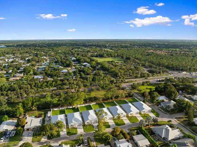 1004 SW 35th Street, Palm City, FL 34990