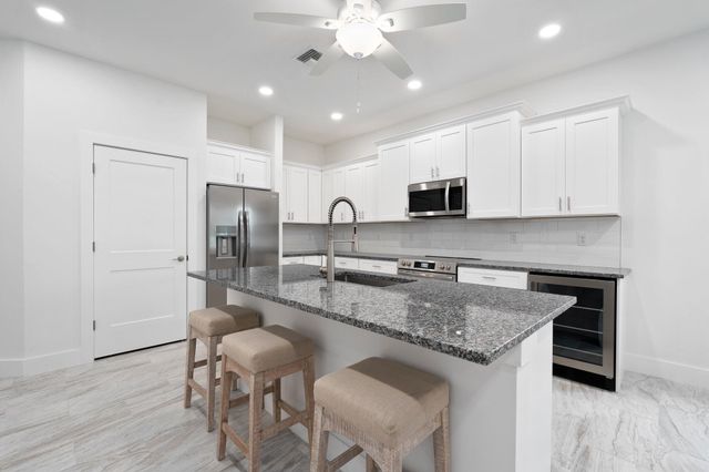 1004 SW 35th Street, Palm City, FL 34990