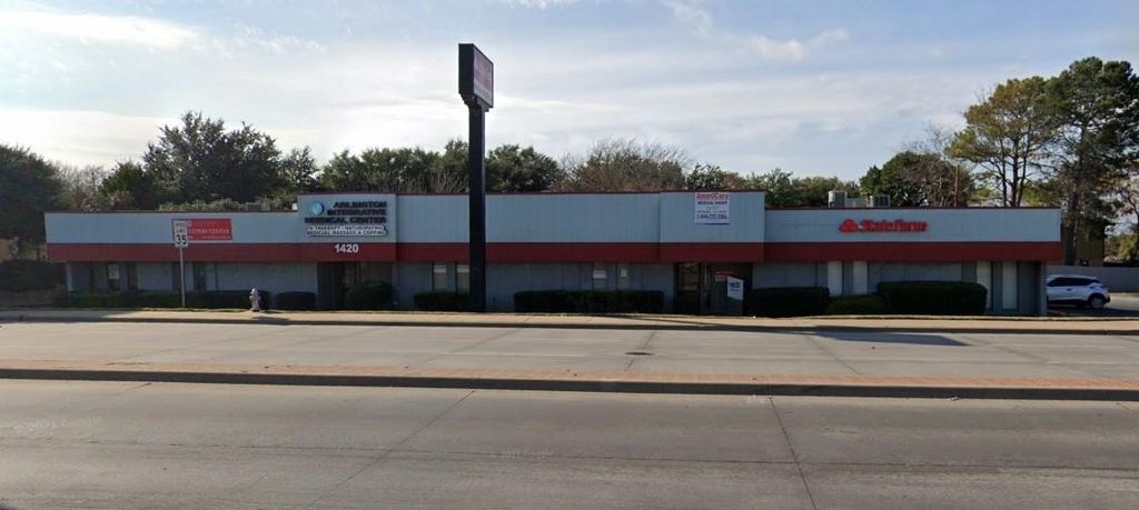 1420 N Cooper Street N 109, Arlington, TX 76011