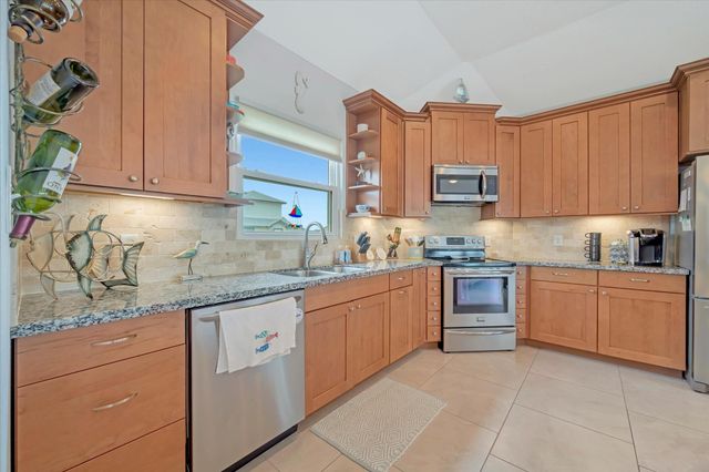 23111 Miramar Circle, Galveston, TX 77554