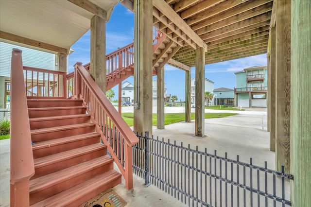 23111 Miramar Circle, Galveston, TX 77554
