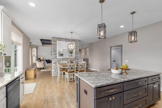 6317 Eaglewood Drive, Hudsonville, MI 49426