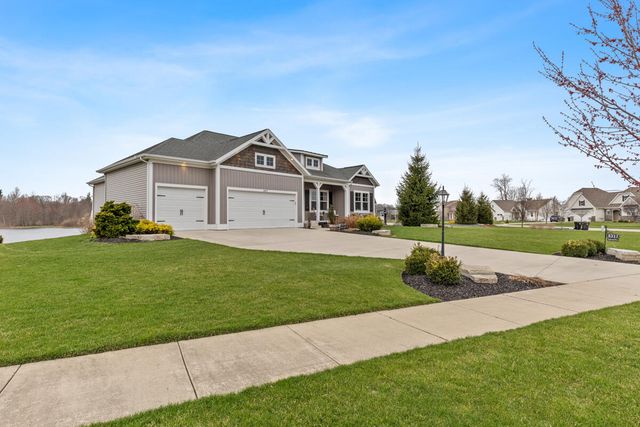 6317 Eaglewood Drive, Hudsonville, MI 49426