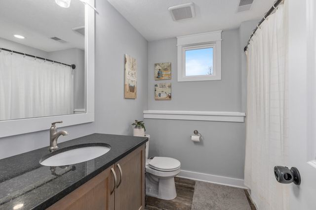 6317 Eaglewood Drive, Hudsonville, MI 49426