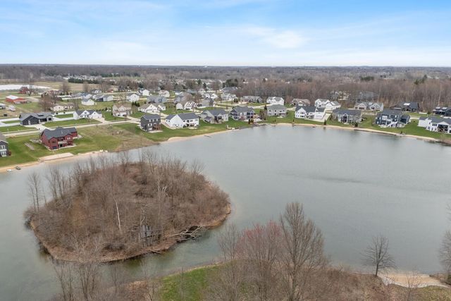 6317 Eaglewood Drive, Hudsonville, MI 49426