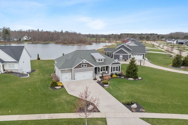 6317 Eaglewood Drive, Hudsonville, MI 49426