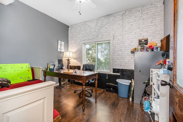 1214 Brown Avenue, Joliet, IL 60432