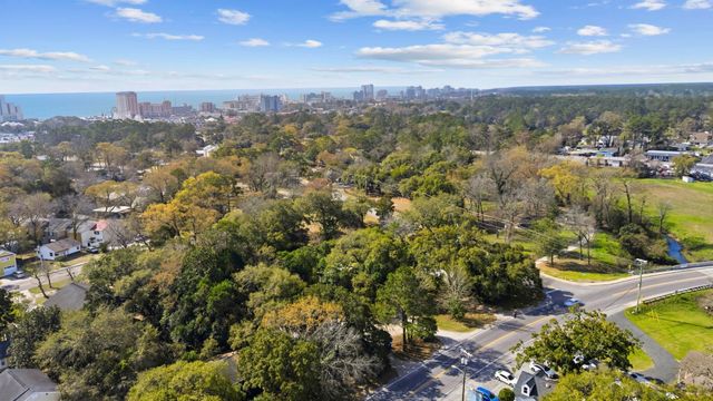 202 Broadway St., Myrtle Beach, SC 29577