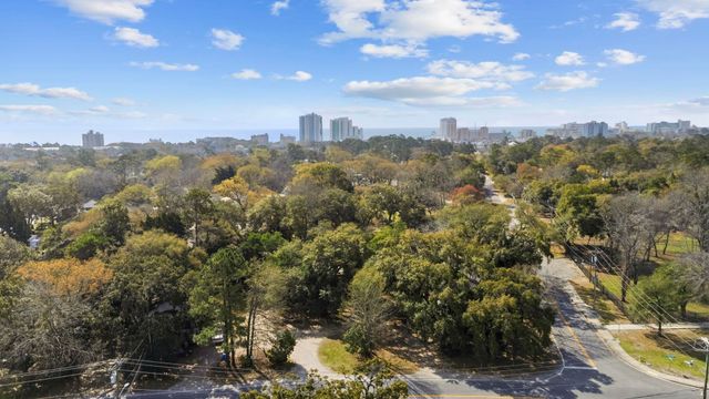 202 Broadway St., Myrtle Beach, SC 29577