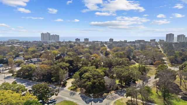202 Broadway St., Myrtle Beach, SC 29577