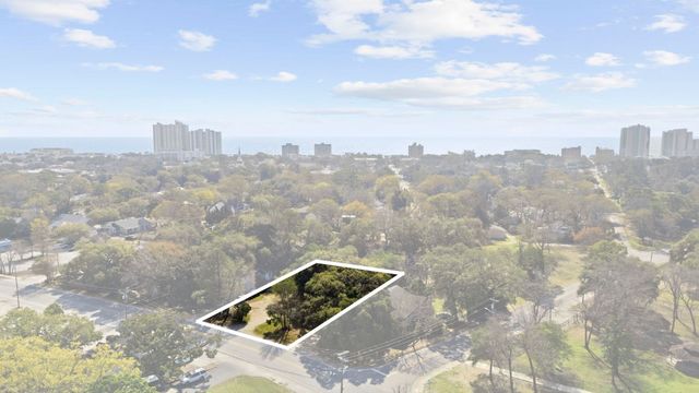 202 Broadway St., Myrtle Beach, SC 29577