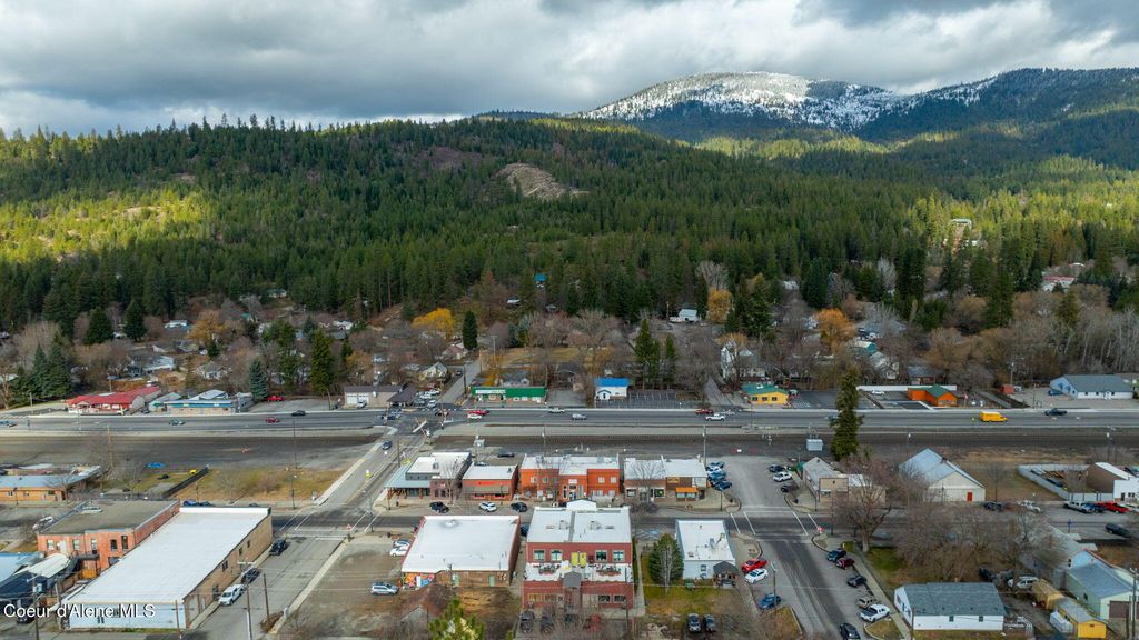 8052 Main St, Rathdrum, ID 83858 photo 2