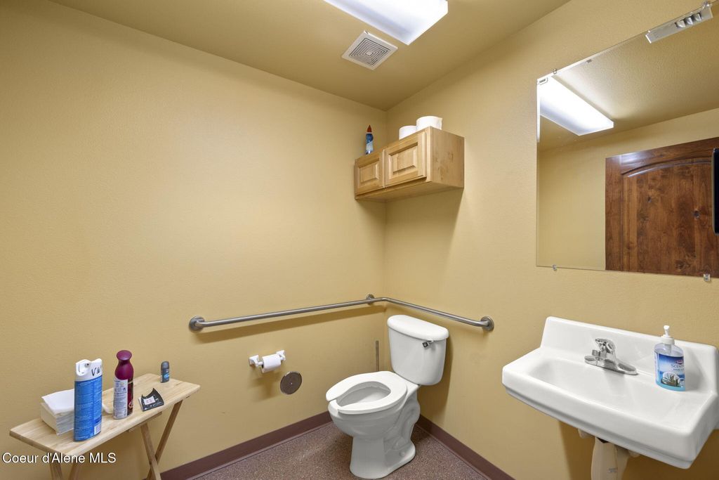 8052 Main St, Rathdrum, ID 83858 photo 32