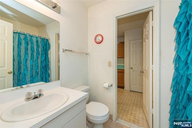 20 Collura Lane K087, Clifton, NJ 07012