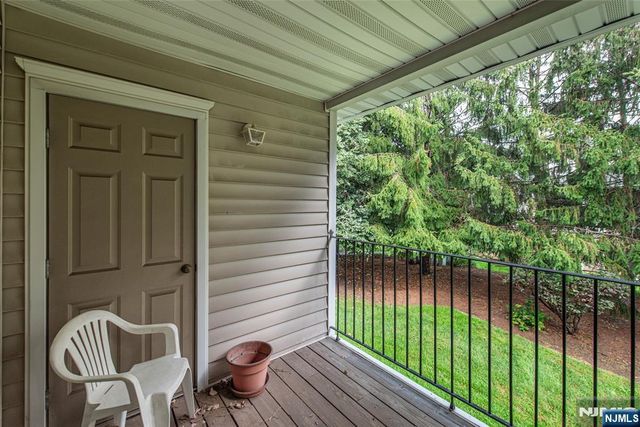 20 Collura Lane K087, Clifton, NJ 07012