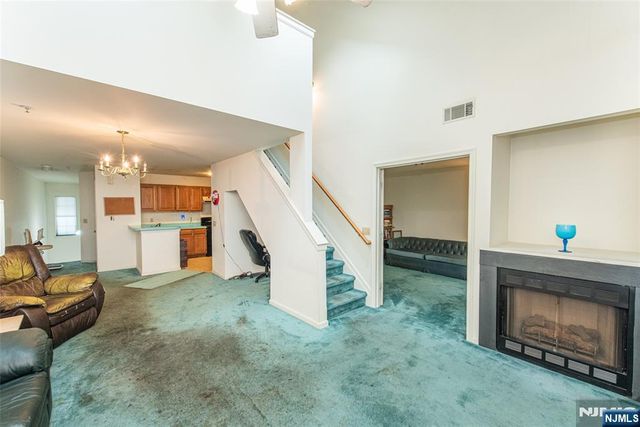20 Collura Lane K087, Clifton, NJ 07012