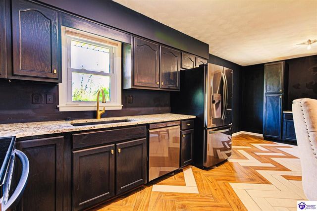 210 Alexander Drive, Elizabethtown, KY 42701