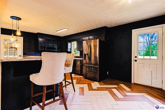 210 Alexander Drive, Elizabethtown, KY 42701