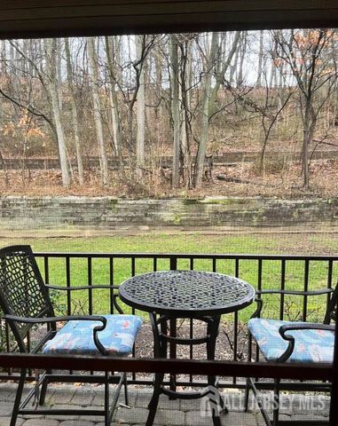 604 Wellington Place, Aberdeen, NJ 07747