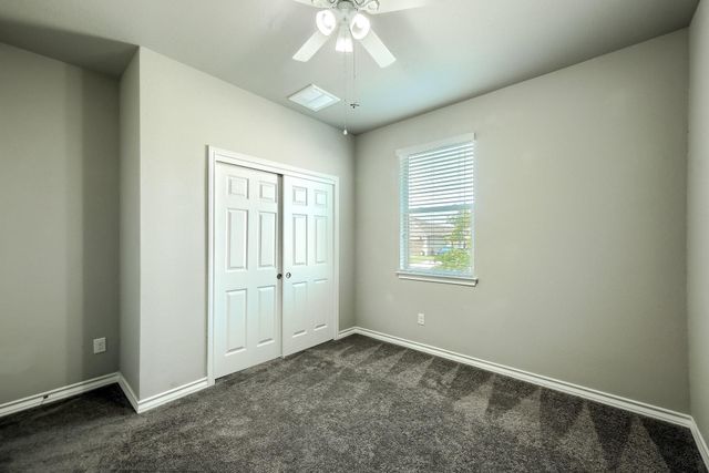 108 Flexus LN, Liberty Hill, TX 78642