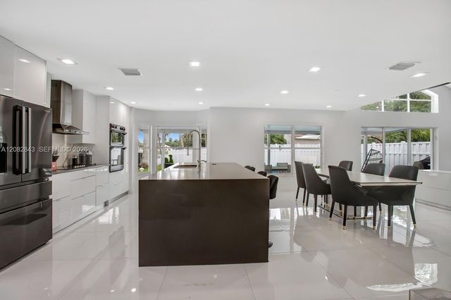 3432 SW 49th Street, Hollywood, FL 33312