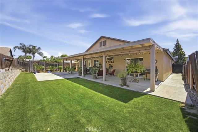 9910 Pyramid Peak Drive, Bakersfield, CA 93311
