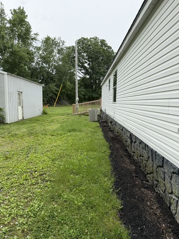 1751 Union Camp Rd, Lafayette, TN 37083