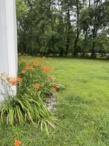 1751 Union Camp Rd, Lafayette, TN 37083