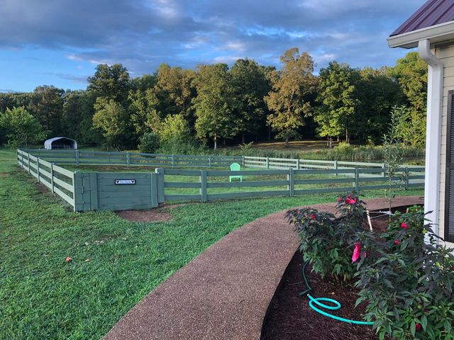 129 Leland Rd, Summertown, TN 38483