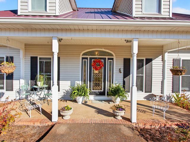 129 Leland Rd, Summertown, TN 38483