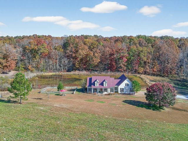 129 Leland Rd, Summertown, TN 38483